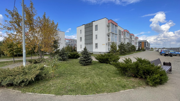 Продам однокомнатную (1-комн.) квартиру, Лиссабонская ул, 109к20, Краснодар г