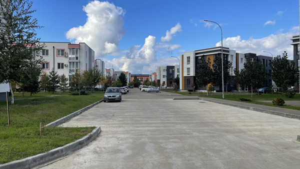 Продам однокомнатную (1-комн.) квартиру, Лиссабонская ул, 109к20, Краснодар г