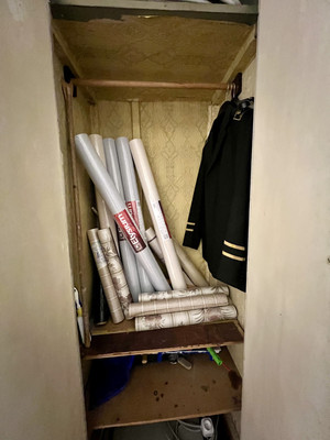 Продам трехкомнатную (3-комн.) квартиру, Трамвайный пр-кт, 21к3, Санкт-Петербург г