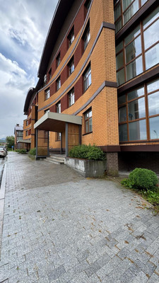 Продам двухкомнатную (2-комн.) квартиру, Ветеранская ул, 16к7, Южно-Сахалинск г