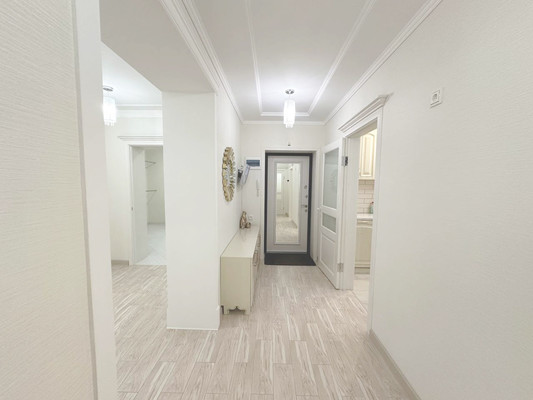 Продам многокомнатную квартиру, 1 мкр, 22, Кропоткин г