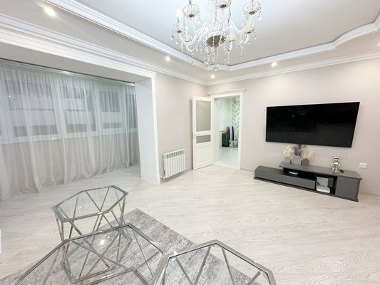 Продам многокомнатную квартиру, 1 мкр, 22, Кропоткин г