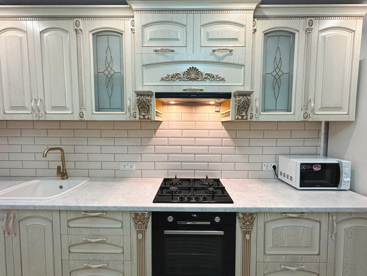 Продам многокомнатную квартиру, 1 мкр, 22, Кропоткин г