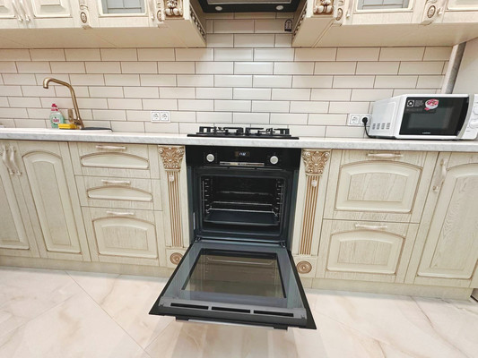 Продам многокомнатную квартиру, 1 мкр, 22, Кропоткин г