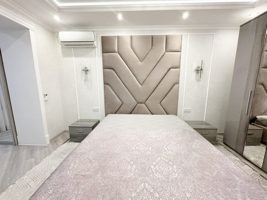 Продам многокомнатную квартиру, 1 мкр, 22, Кропоткин г