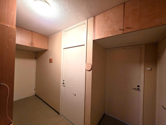 Продам двухкомнатную (2-комн.) квартиру, Первооткрывателей ул, 2, Костомукша г