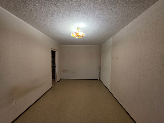 Продам двухкомнатную (2-комн.) квартиру, Первооткрывателей ул, 2, Костомукша г