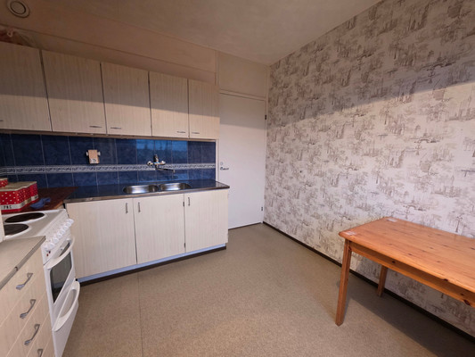 Продам двухкомнатную (2-комн.) квартиру, Первооткрывателей ул, 2, Костомукша г