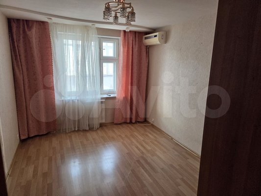 Продам двухкомнатную (2-комн.) квартиру, Машиностроителей ул, 8е, Йошкар-Ола г