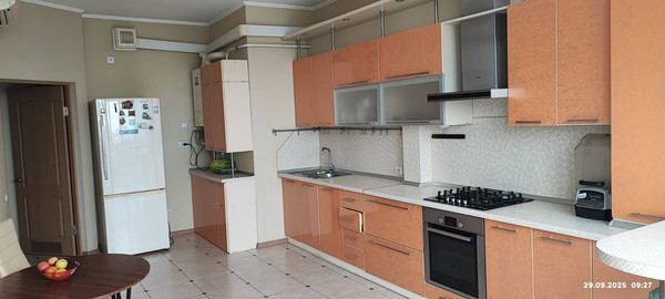 Продам двухкомнатную (2-комн.) квартиру, Первомайская ул, 19, Анапа г