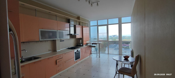 Продам двухкомнатную (2-комн.) квартиру, Первомайская ул, 19, Анапа г