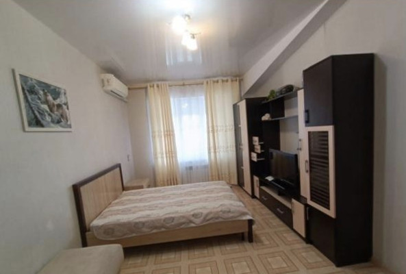 Продам однокомнатную (1-комн.) квартиру, Крымская ул, 51, Анапа г