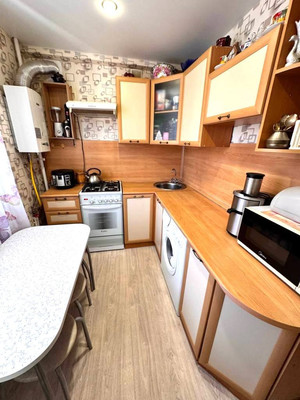 Продам двухкомнатную (2-комн.) квартиру, Гудованцева ул, 37, Казань г