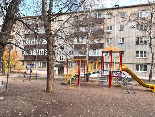 Продам двухкомнатную (2-комн.) квартиру, Гудованцева ул, 37, Казань г
