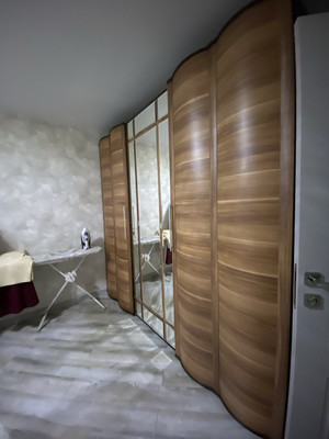 Продам трехкомнатную (3-комн.) квартиру, Новороссийская ул, 110, Армавир г