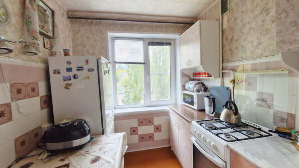 Продам двухкомнатную (2-комн.) квартиру, Краснозвездная ул, 22, Воронеж г