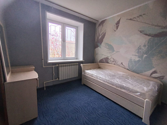 Продам трехкомнатную (3-комн.) квартиру, Октябрьская ул, 5, Апрелевка г