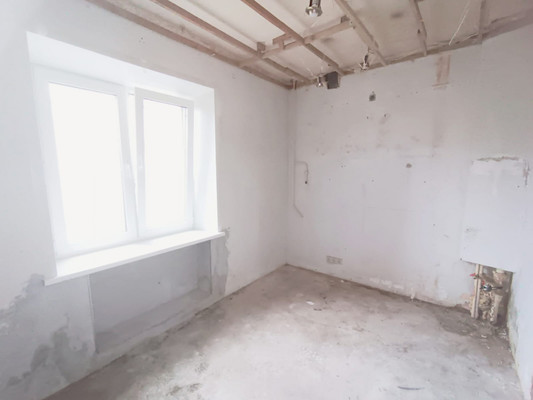 Продам трехкомнатную (3-комн.) квартиру, Октябрьская ул, 5, Апрелевка г