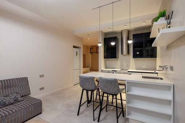 Сдам двухкомнатную (2-комн.) квартиру, Маломосковская ул, 14, Москва г