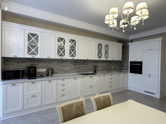 Продам трехкомнатную (3-комн.) квартиру, Московская ул, 33А, Ялта г