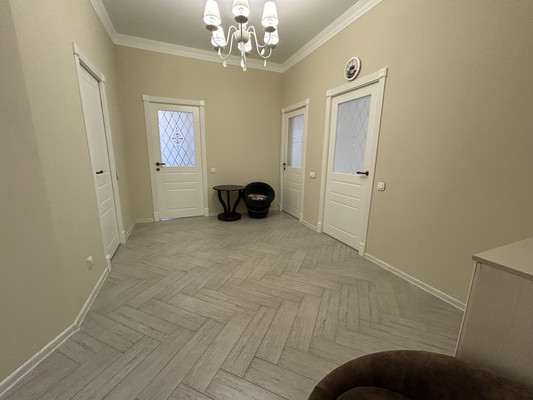 Продам трехкомнатную (3-комн.) квартиру, Московская ул, 33А, Ялта г