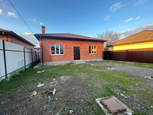 Продам дом, Западная ул, 23кА, Чалтырь с, 0 км от города