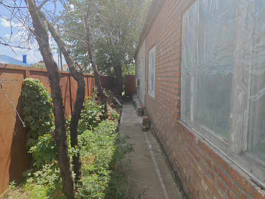 Продам коммерческое помещение 400 м2, Орджоникидзе ул, 79, Егорлыкская ст-ца