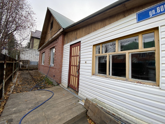 Продам дом, Восточная ул, 34, Ханты-Мансийск г, 0 км от города