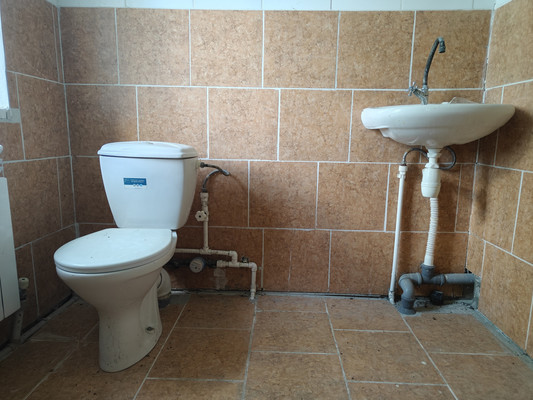 Продам торговое помещение 100 м2, Железнодорожная ул, 41, Мечетинская ст-ца