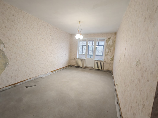 Продам двухкомнатную (2-комн.) квартиру, Гагарина ул, 67, Казань г