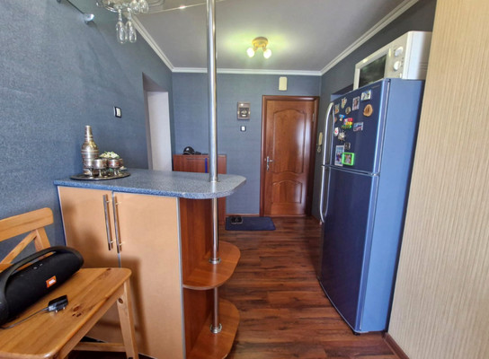 Продам двухкомнатную (2-комн.) квартиру, Таманской Армии ул, 114, Белореченск г