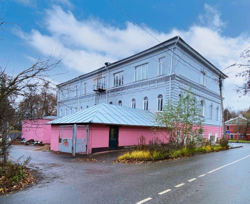 Продам коммерческое помещение 1 848 м2, 1-я Брезовая ул, 42/8, Мартьяново д