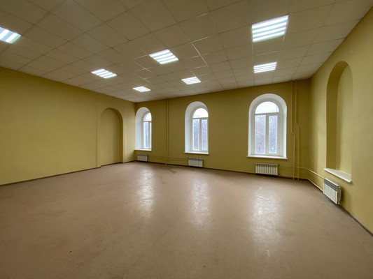 Продам коммерческое помещение 1 848 м2, 1-я Брезовая ул, 42/8, Мартьяново д