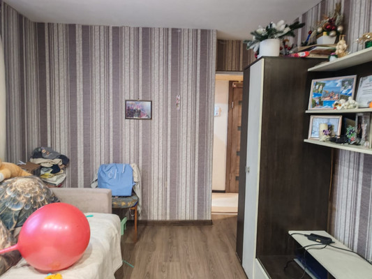 Продам двухкомнатную (2-комн.) квартиру, Совхозная ул, 65, Малое Верево д