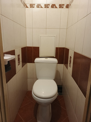 Продам двухкомнатную (2-комн.) квартиру, Гагарина ул, 22, Симферополь г