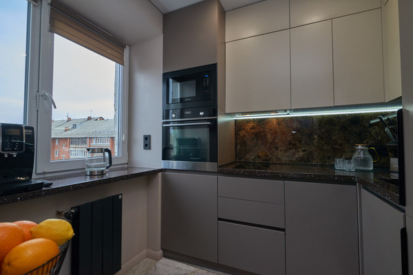 Продам двухкомнатную (2-комн.) квартиру, Карла Либкнехта ул, 229, Иркутск г