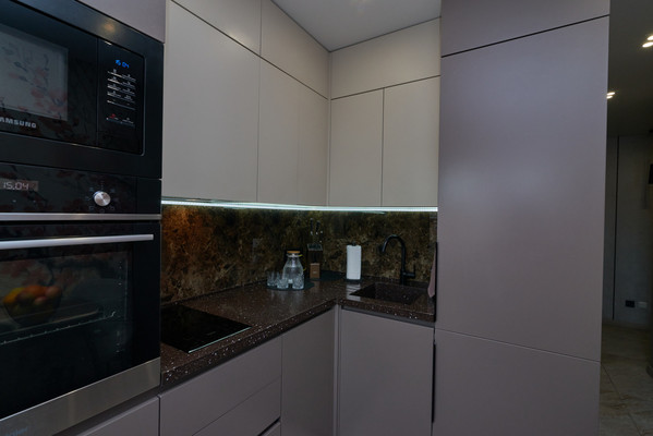 Продам двухкомнатную (2-комн.) квартиру, Карла Либкнехта ул, 229, Иркутск г