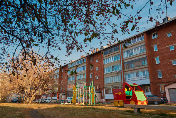 Продам двухкомнатную (2-комн.) квартиру, Карла Либкнехта ул, 229, Иркутск г