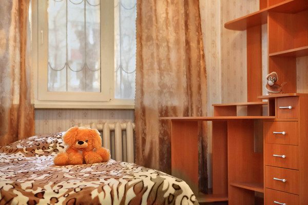 Продам двухкомнатную (2-комн.) квартиру, Орджоникидзе ул, 17, Нижний Тагил г