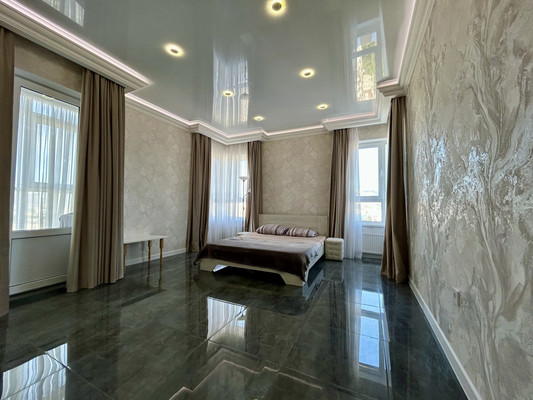 Продам двухкомнатную (2-комн.) квартиру, Парк А ул, 93, Новороссийск г