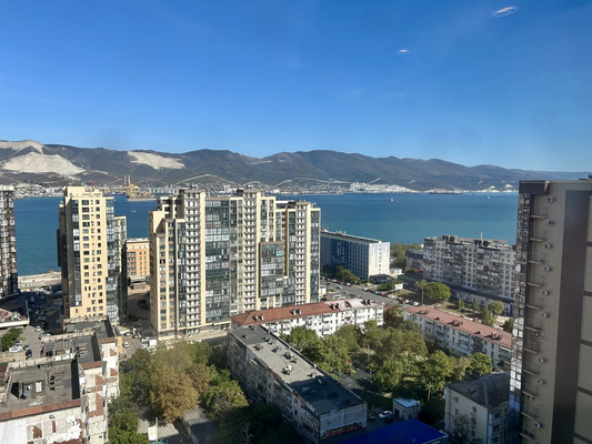 Продам двухкомнатную (2-комн.) квартиру, Парк А ул, 93, Новороссийск г