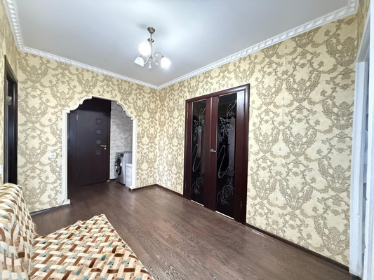 Продам трехкомнатную (3-комн.) квартиру, Ю.А.Гагарина ул, 14, Нальчик г