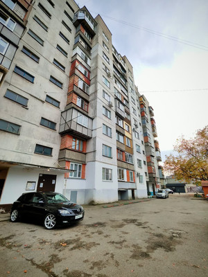 Продам трехкомнатную (3-комн.) квартиру, Ю.А.Гагарина ул, 14, Нальчик г