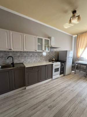 Сдам двухкомнатную (2-комн.) квартиру, Восточно-Кругликовская ул, 76к3, Краснодар г