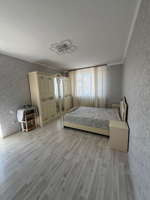 Сдам двухкомнатную (2-комн.) квартиру, Восточно-Кругликовская ул, 76к3, Краснодар г