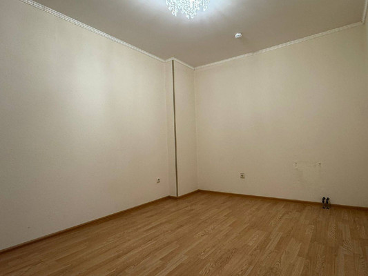 Продам трехкомнатную (3-комн.) квартиру, Бакалинская ул, 64к2, Уфа г