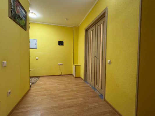 Продам трехкомнатную (3-комн.) квартиру, Бакалинская ул, 64к2, Уфа г