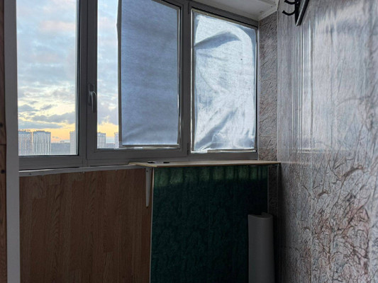 Продам трехкомнатную (3-комн.) квартиру, Бакалинская ул, 64к2, Уфа г