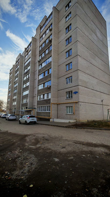 Продам трехкомнатную (3-комн.) квартиру, 8 Марта ул, 9, Семилуки г