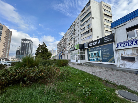 Продам двухкомнатную (2-комн.) квартиру, Исаева ул, 4, Новороссийск г